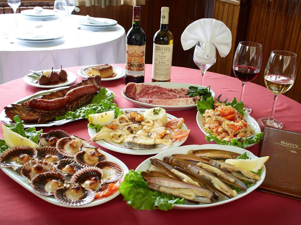 Pension Restaurante Sony Меліде Екстер'єр фото